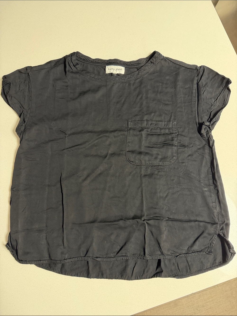 Bella Dahl Short Sleeve Pocket Tee in Black